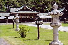 長野県護国神社境内に常夜燈献納（昭和57年7月）